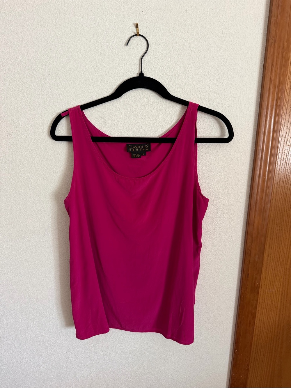 100% Silk Classiques Entier Scoop Neck Tank - Fuchsia